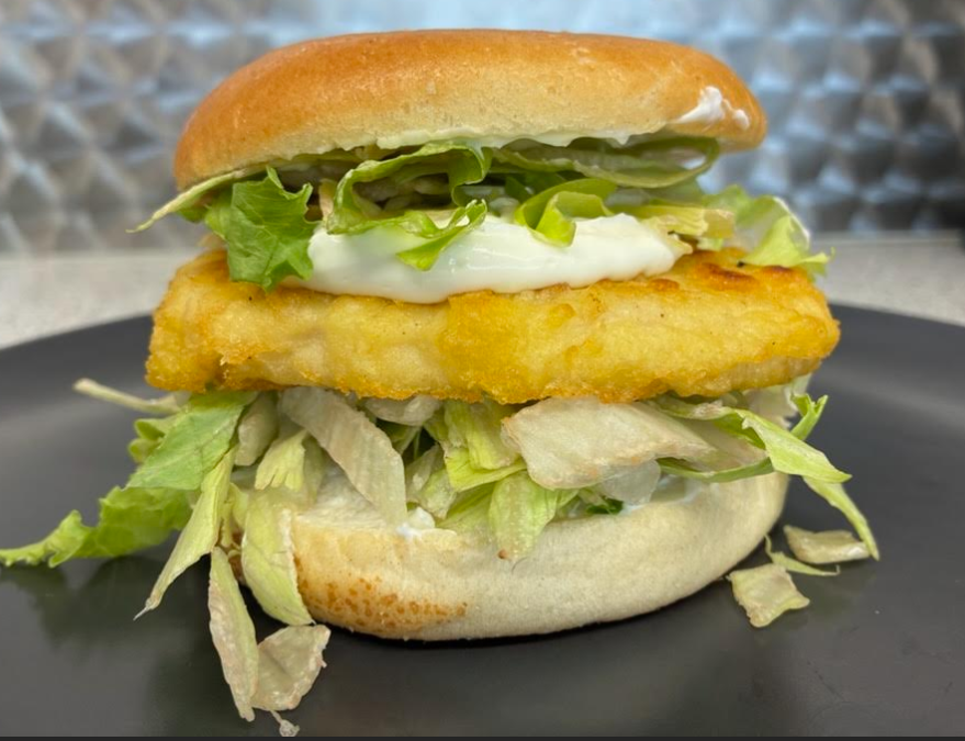 Chickenburger - Salat og hjemmelavet hvidløgsmayo